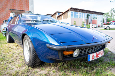 A Comprehensive Guide to the Most Iconic Classic Car Shows in the UK