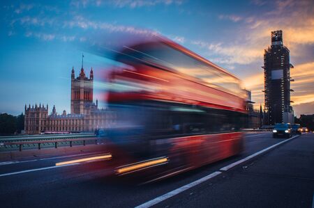 The Ultimate Guide to Driving in London: Navigating Congestion Charge and ULEZ Zones