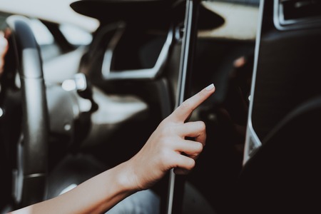 Frequently Asked Questions About the UK Driving Licence Process Answered by Experts